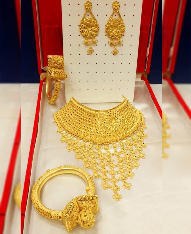 African Unique Designs Gold Jewellery Necklace and Earrings With Bracelet Set For Women