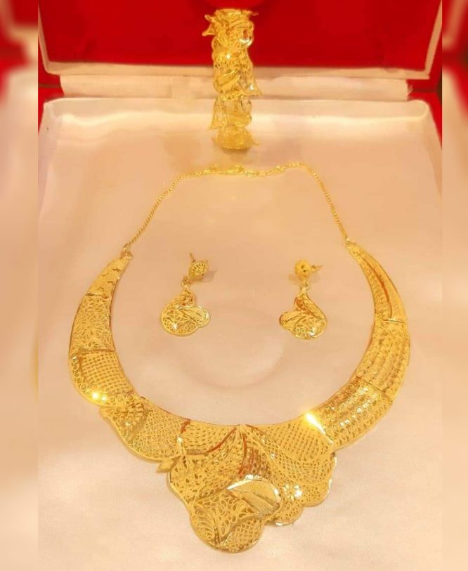 Stylish & Fabulas Party Wear 2 Gram Gold Jewellery Necklace and Earrings Set For Women