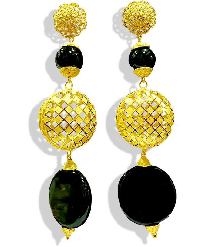 Stylish Black Beads With 2 Gram Gold Plating Fancy Party Earring