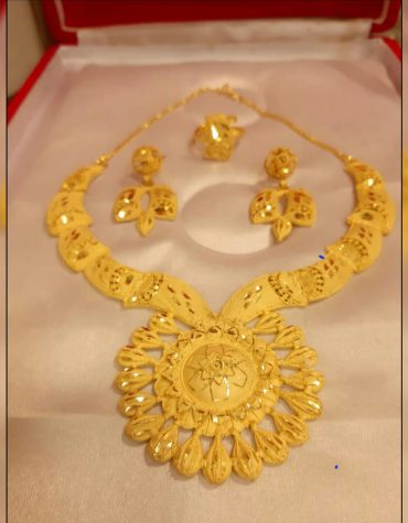 Stylish & Fabulous Party Wear 2 Gram Gold Jewellery Necklace and Earrings Set For Women