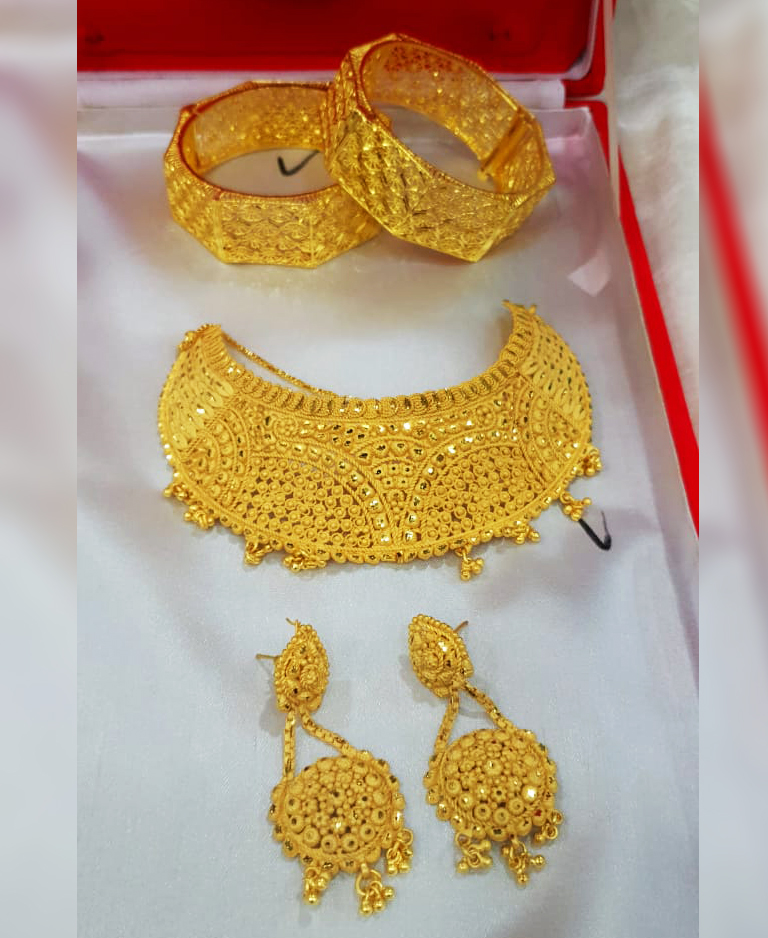 Latest Gold Necklace Set Designs With Price - South India Jewels | Gold  necklace designs, Gold necklace indian bridal jewelry, Gold necklace set