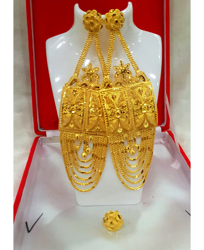 Buy 22K Gold Earrings With Pearl Hanging Online | store.krishnajewellers.com