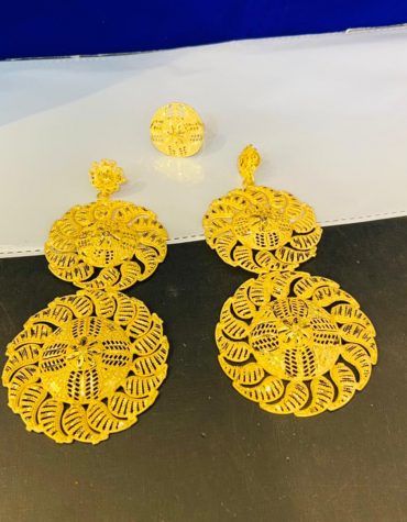 Round Petals Pattern Premium Gold Platted Earrings Women Jewellery