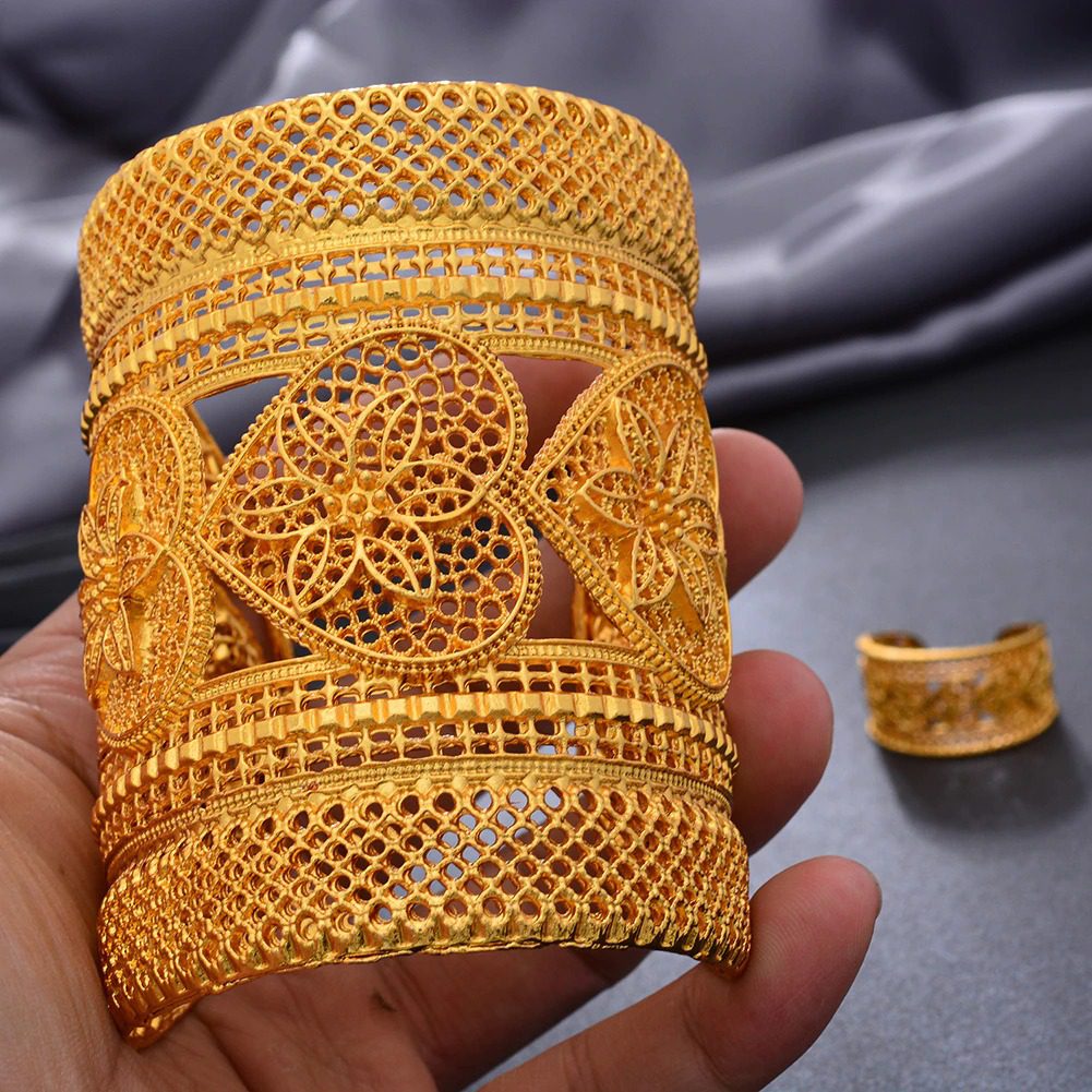 Elegant Gold-colored Dubai Bangles 4pcs Set For Women - Geometric Wedding  Bracelets