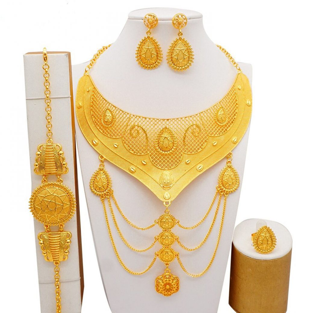 Big Pendant Polki Rani Haar Necklace, Necklace Designs, Neckwear Designs In  Gold, Buy Necklaces Online In India, Shop Neckwear, Antique Necklace Online  Shopping | Ishhaara
