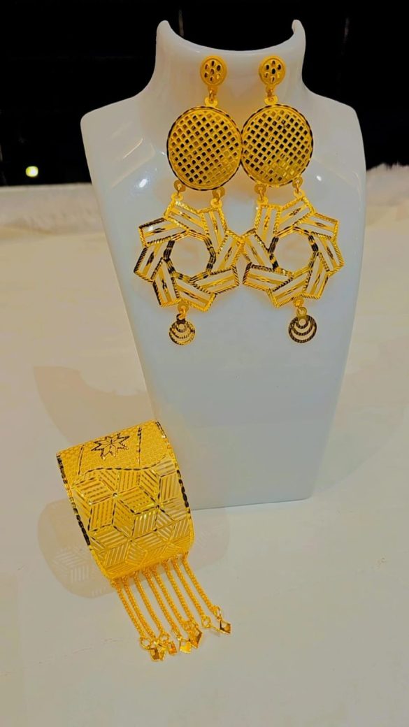 Buy 22ct Yellow Gold Flower Design Ladies Drop Earrings 3.2 Grams Online in  India - Etsy